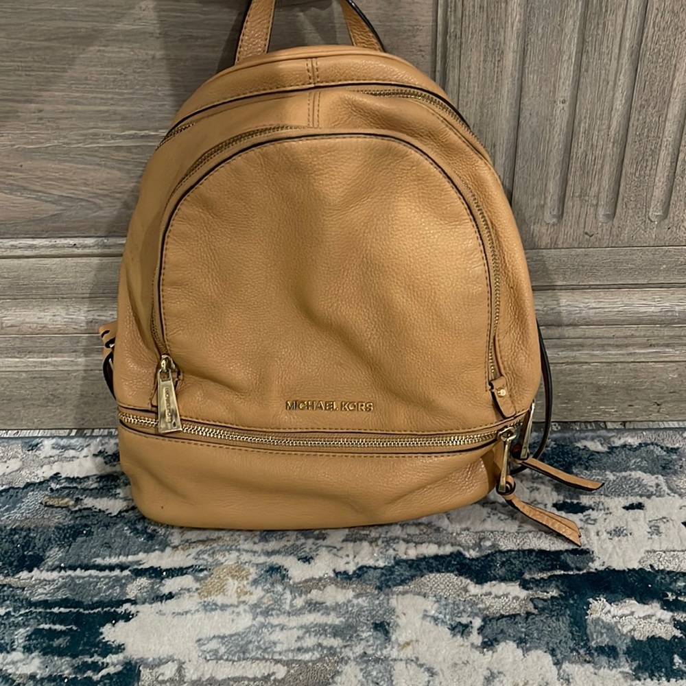 Micheal Kors backpack